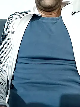 Snapshot of fearleass chatting on November 11, 2025, 9:09 pm fearleass online show from November 11, 2025, 9:09 pm