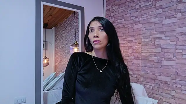 Martina thompson69 online show from March 17, 2026, 8:45 pm