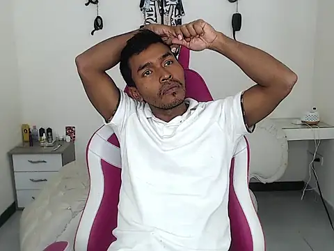 Snapshot of Adam_Morgan2 chatting on July 8, 2026, 11:38 pm Adam Morgan2 online show from July 8, 2026, 11:38 pm