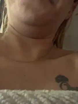 Snapshot of TaylorMade2223 chatting on October 31, 2025, 5:53 pm TaylorMade2223 online show from October 31, 2025, 5:53 pm