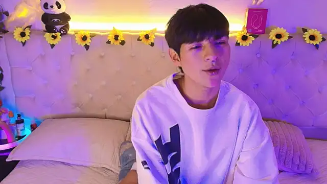 AleAurarashi online show from March 20, 2026, 5:30 am