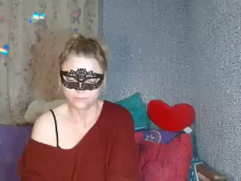 Miss Nona online show from October 24, 2025, 2:05 pm