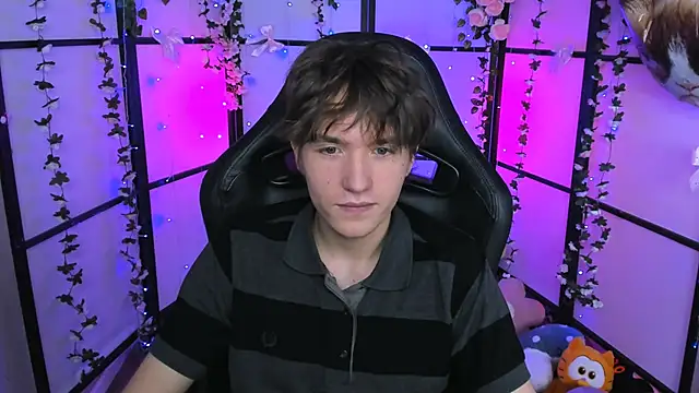 Ethan Rivers online show from November 8, 2025, 11:47 am