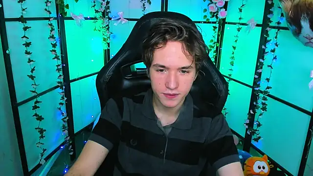 Ethan Rivers online show from November 11, 2025, 12:44 pm