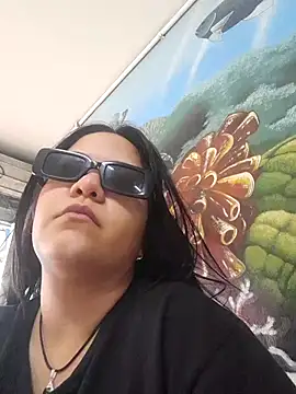 luna 520 online show from September 13, 2025, 6:30 pm