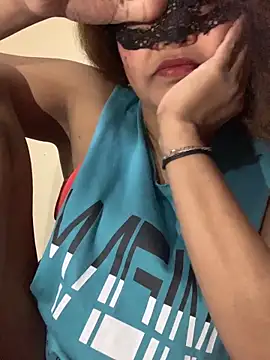 NeoleeLkr online show from November 7, 2025, 11:26 am