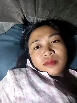 Angela-babyxx online show from October 27, 2025, 1:39 am