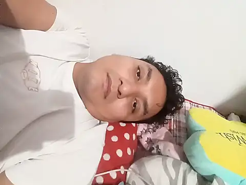 Snapshot of Geminis_95 chatting on September 23, 2025, 4:19 am Geminis 95 online show from September 23, 2025, 4:19 am