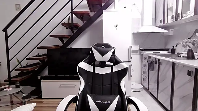 Snapshot of RyanStorm_ chatting on October 12, 2025, 9:05 pm RyanStorm online show from October 12, 2025, 9:05 pm