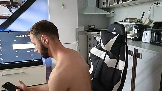 Snapshot of RyanStorm_ chatting on December 5, 2025, 12:26 pm RyanStorm online show from December 5, 2025, 12:26 pm