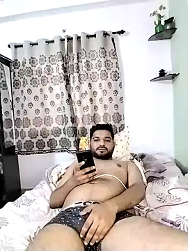 avi007p online show from February 3, 2026, 11:48 am