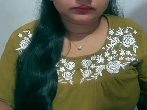 Snapshot of Saniya_K chatting on December 1, 2025, 3:13 pm Saniya K online show from December 1, 2025, 3:13 pm