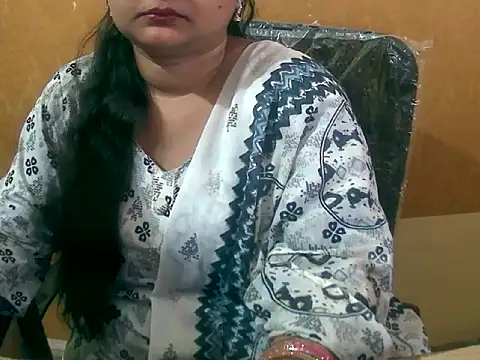 Snapshot of Saniya_K chatting on September 28, 2025, 4:52 am Saniya K online show from September 28, 2025, 4:52 am