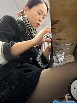 DHJM168 online show from December 5, 2025, 12:54 am