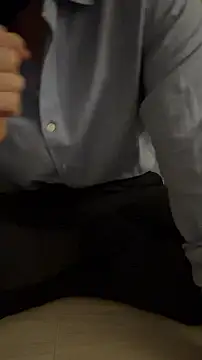 Snapshot of hijin11415 chatting on February 15, 2026, 2:49 pm hijin11415 online show from February 15, 2026, 2:49 pm