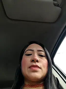 julieta evanns1 online show from October 8, 2025, 12:07 pm