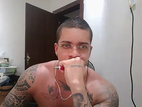 Mitt1993b online show from October 13, 2025, 2:29 pm