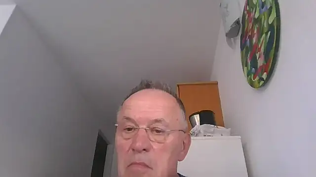 Snapshot of knodli chatting on September 18, 2025, 3:59 pm knodli online show from September 18, 2025, 3:59 pm