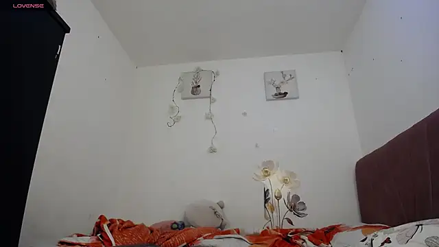 Snapshot of Liahdiaz_ chatting on July 17, 2026, 3:20 pm Liahdiaz online show from July 17, 2026, 3:20 pm