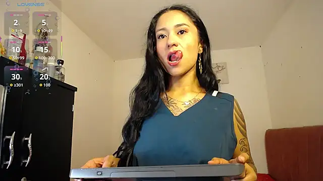 Snapshot of Liahdiaz_ chatting on July 29, 2026, 12:26 pm Liahdiaz online show from July 29, 2026, 12:26 pm