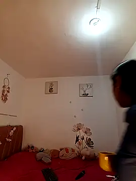 Liahdiaz  online show from March 19, 2026, 2:06 pm