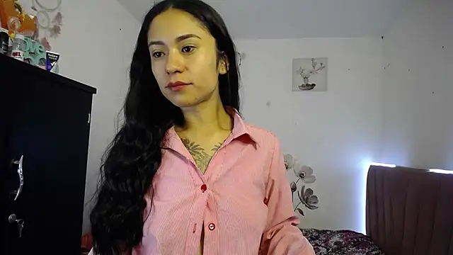 Snapshot of Liahdiaz_ chatting on July 16, 2026, 1:41 pm Liahdiaz online show from July 16, 2026, 1:41 pm