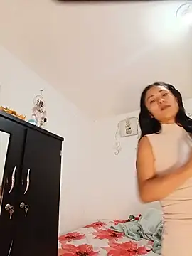 Snapshot of Liahdiaz_ chatting on July 27, 2026, 1:07 pm Liahdiaz online show from July 27, 2026, 1:07 pm