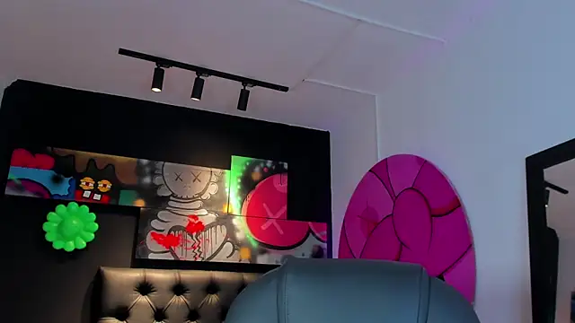miIa bratz online show from May 7, 2026, 8:56 pm