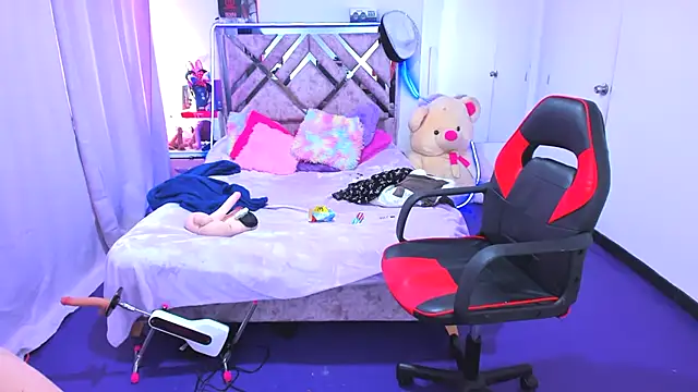 Luna Analya online show from February 20, 2026, 1:02 pm