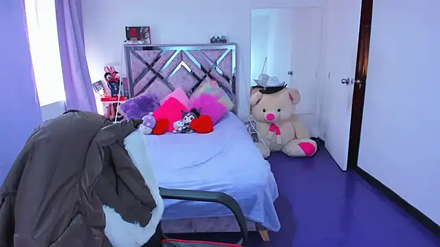 Luna Analya online show from February 28, 2026, 3:22 pm