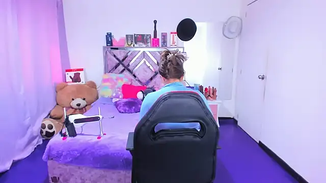 Luna Analya online show from March 2, 2026, 2:57 pm