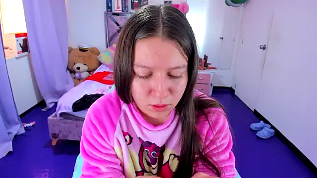 Luna Analya online show from May 10, 2026, 5:48 pm