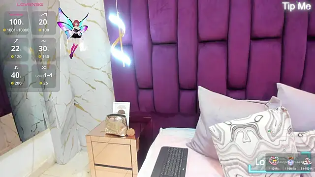 Snapshot of megannherrera chatting on September 15, 2025, 12:16 pm megannherrera online show from September 15, 2025, 12:16 pm