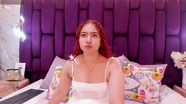 Snapshot of megannherrera chatting on October 3, 2025, 12:06 pm megannherrera online show from October 3, 2025, 12:06 pm