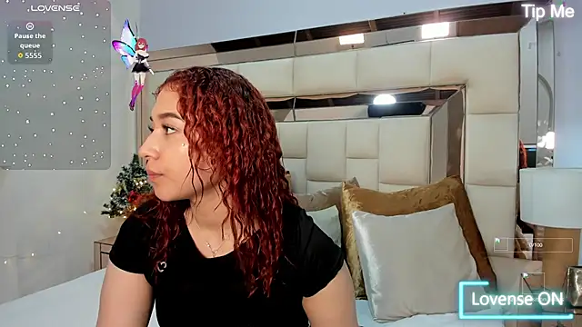 Snapshot of megannherrera chatting on December 4, 2025, 11:53 am megannherrera online show from December 4, 2025, 11:53 am