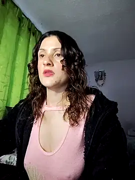 lindasyt online show from September 29, 2025, 10:26 pm