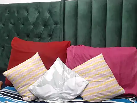 Mandy3ndlovu4 online show from May 31, 2026, 6:42 pm