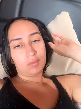 Snapshot of RAKEL37 chatting on December 2, 2025, 6:42 pm RAKEL37 online show from December 2, 2025, 6:42 pm