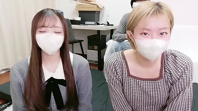 Snapshot of Nana__ch chatting on February 4, 2026, 11:49 am Nana ch online show from February 4, 2026, 11:49 am