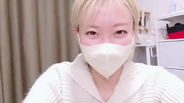 Snapshot of Nana__ch chatting on March 4, 2026, 4:37 pm Nana ch online show from March 4, 2026, 4:37 pm