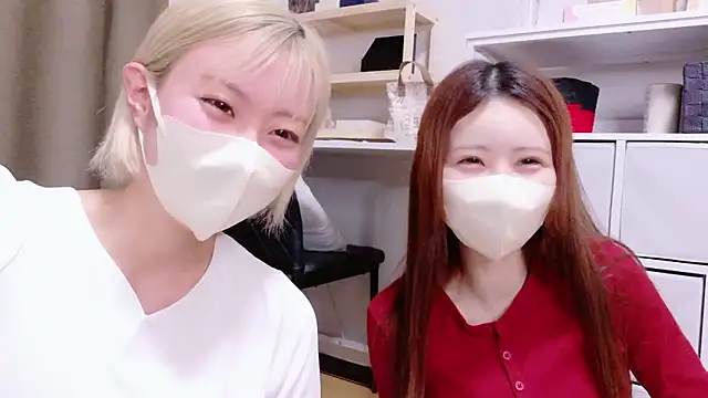 Snapshot of Nana__ch chatting on February 27, 2026, 11:43 am Nana ch online show from February 27, 2026, 11:43 am