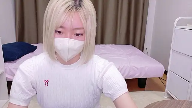 Snapshot of Nana__ch chatting on June 24, 2026, 12:15 pm Nana ch online show from June 24, 2026, 12:15 pm
