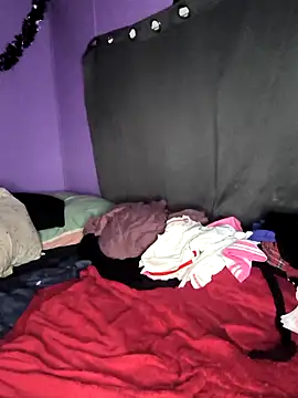 Courdles online show from November 15, 2025, 12:31 pm