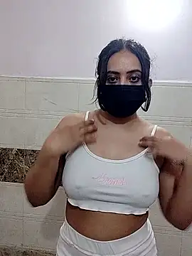 Snapshot of sexy_aaliya_hamidi chatting on December 18, 2025, 11:03 am sexy aaliya hamidi online show from December 18, 2025, 11:03 am