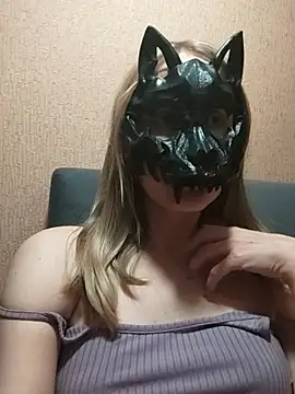 Nelly Freda online show from November 2, 2025, 9:31 pm