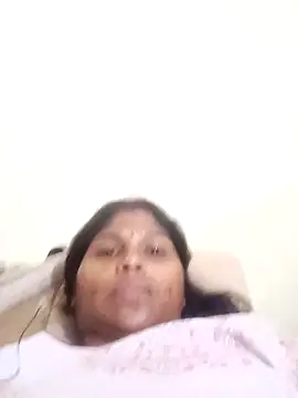 Snapshot of Sneha16 chatting on October 8, 2025, 5:24 pm Sneha16 online show from October 8, 2025, 5:24 pm