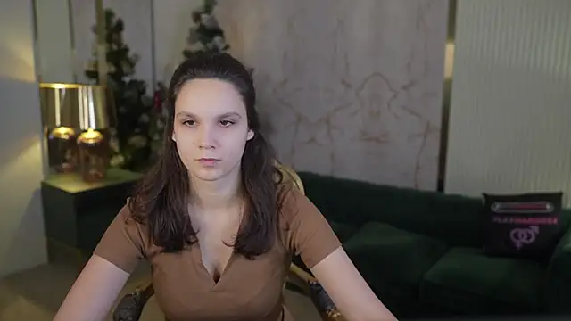 Snapshot of Cleo054 chatting on December 21, 2025, 3:36 pm Cleo054 online show from December 21, 2025, 3:36 pm