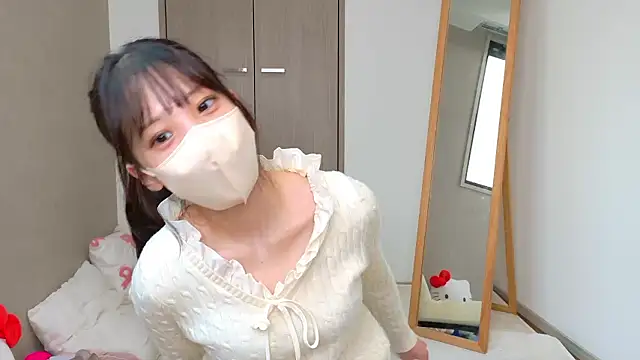 riri  nyan o0 online show from March 29, 2026, 5:09 am