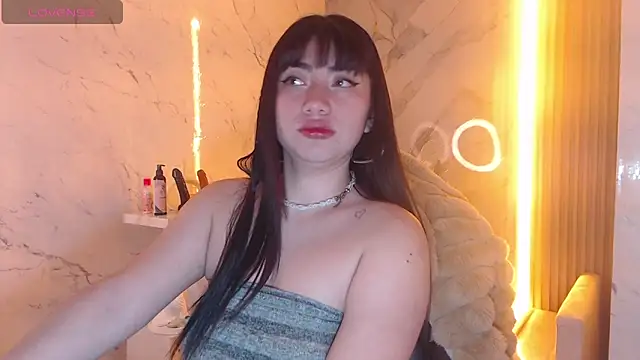 Sophia tf online show from September 26, 2025, 1:18 pm