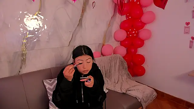 Tiffany Nm online show from February 19, 2026, 1:08 pm